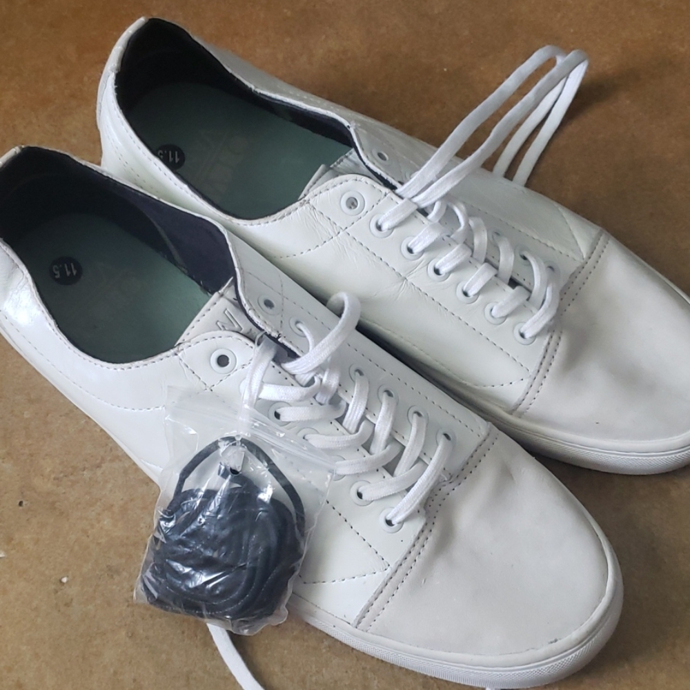 NEW OTW collaboration Vans size 11.5 leather